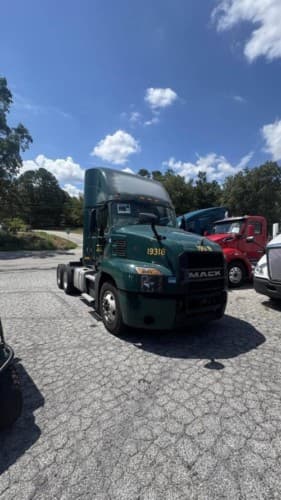 2020 Mack Anthem 64T Sleeper Semi Truck - MP8 415HP