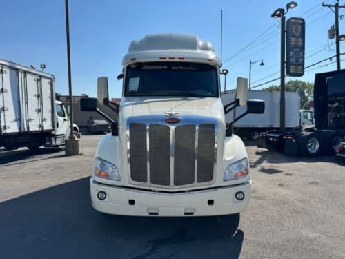 2022 Peterbilt 579