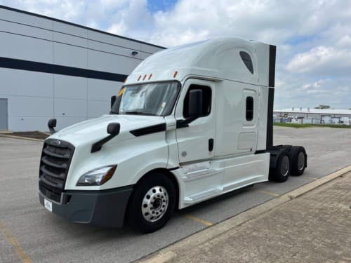 2020 Freightliner Cascadia 126 