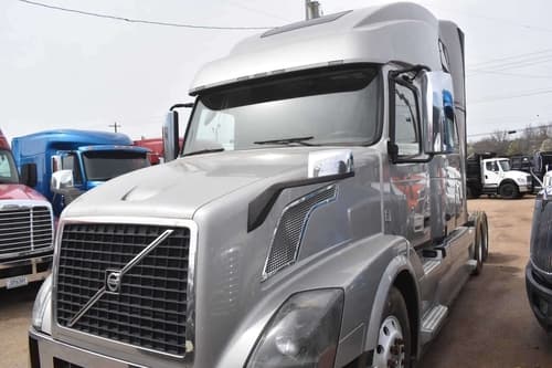 2014 Volvo VNL