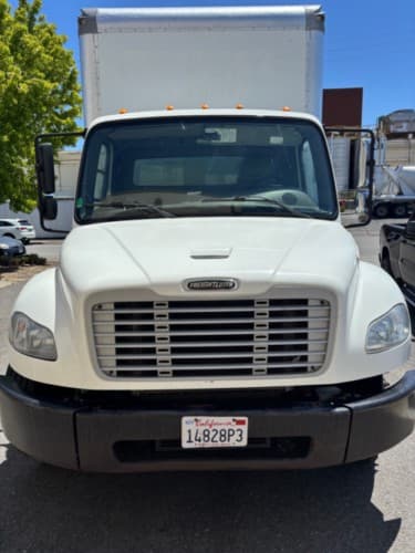 2017 Freightliner M2