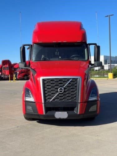 2023 Volvo VNL64T760