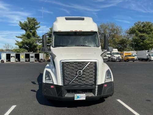 2022 Volvo VNL