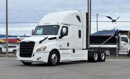 Used 2024 FREIGHTLINER CASCADIA 126 Conventional - Sleeper Truck