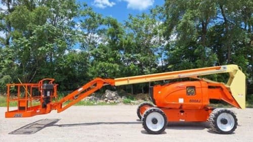 2017 JLG 600AJ
