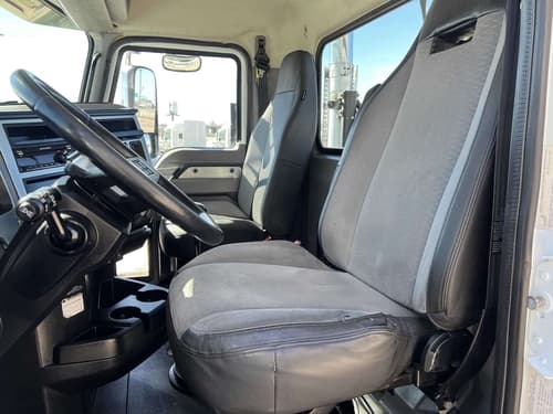 Used 2019 MACK PINNACLE Conventional - Day Cab in Oklahoma City, OK image 9