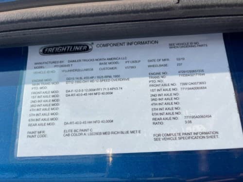 2020 Freightliner Cascadia 126 image 19