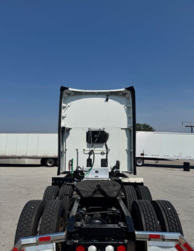 2018 Kenworth T680 image 5