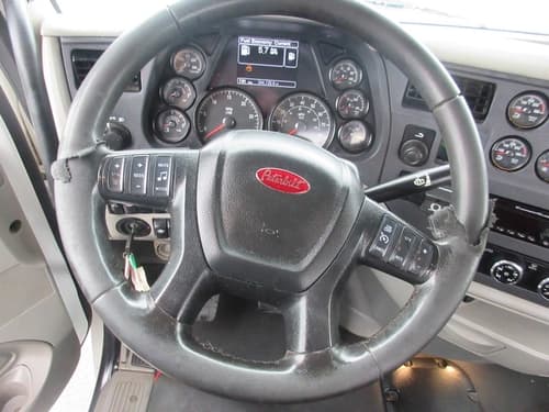 Used 2020 PETERBILT 567 Conventional - Day Cab in Channelview, TX image 45