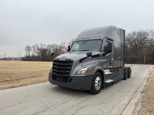 2022 Freightliner Cascadia 126