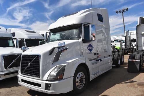 2018 Volvo VNL64T670