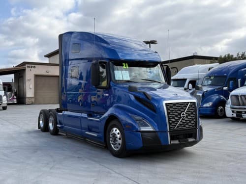 2021 Volvo VNL64T760