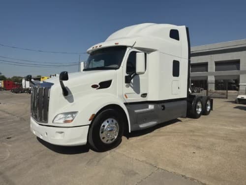 2022 Peterbilt 579