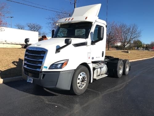 Used 2020 FREIGHTLINER Conventional - Day Cab, Tractor - CASCADIA 126 For Sale