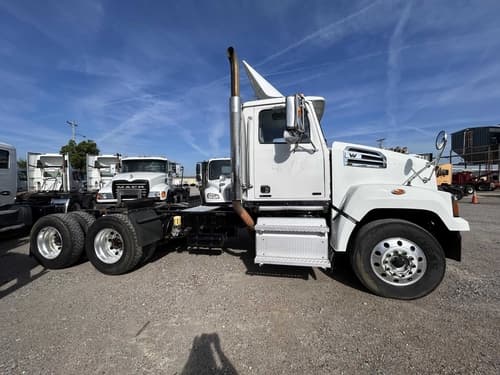 2018 Western star 4700 image 4