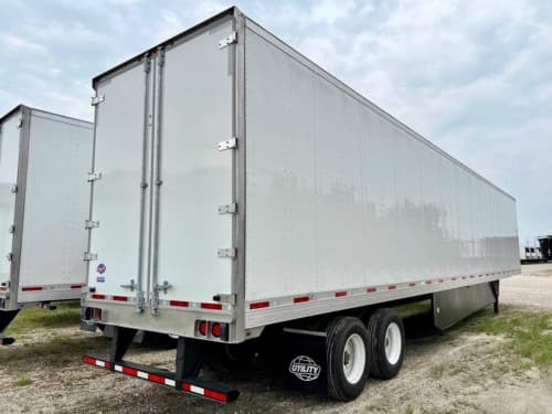 2026 Utility 4000D-X