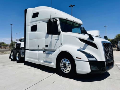 2022 Volvo VNL