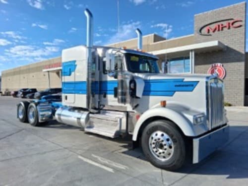New 2027 KENWORTH W900L