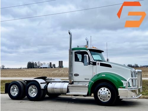2021 Kenworth T880