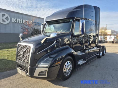 2023 Volvo VNL
