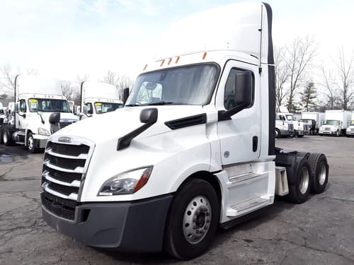 Used 2019 FREIGHTLINER/MERCEDES Conventional - Day Cab - NEW CASCADIA PX12664