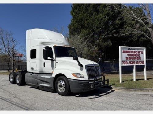 2018 International LT625