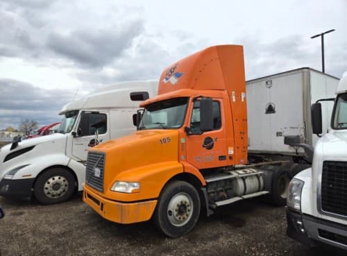 2007 Volvo VNM