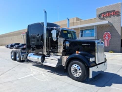 New 2027 KENWORTH W900L