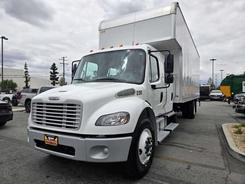 2023 Freightliner M2 106