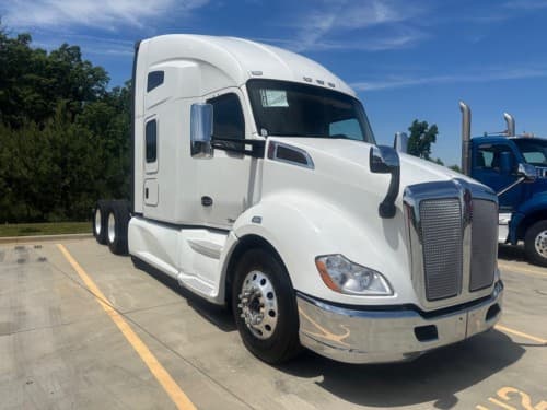 Used 2022 KENWORTH T680