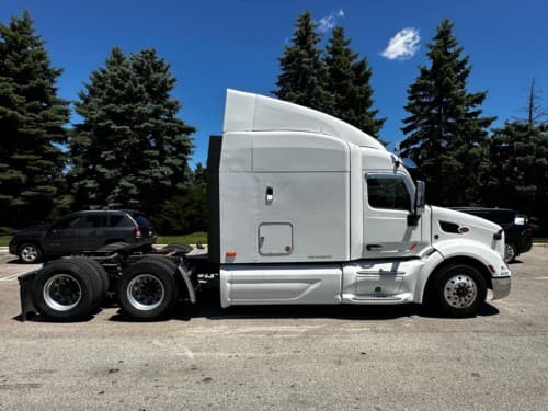2015 Peterbilt 579