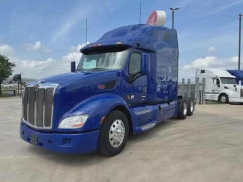 2022 Peterbilt 579