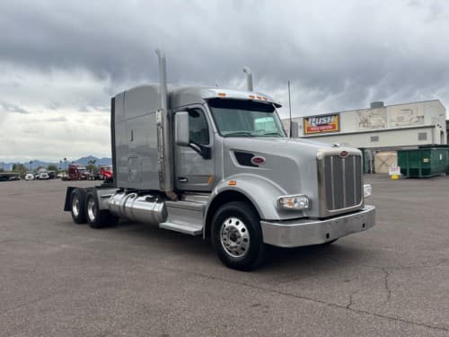 2021 Peterbilt 567