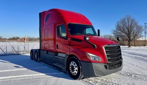 2020 Freightliner Cascadia 126 image 3