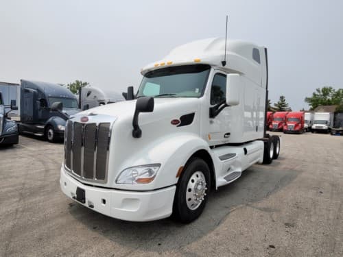 2022 Peterbilt 579
