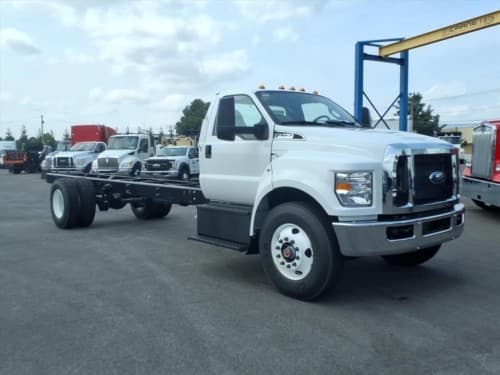 2027 Ford F750 SD
