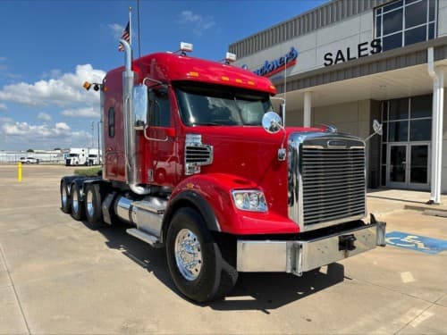 2020 Freightliner Coronado SD122 image 3