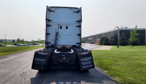 2016 Freightliner Cascadia 125 image 10
