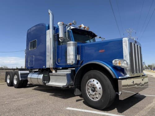 2022 Peterbilt 389