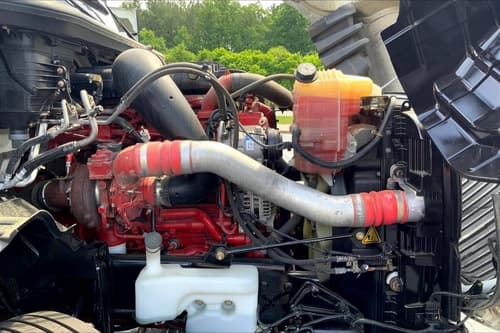 2022 International LT625 Sleeper Semi Truck - 56" Hi Rise Sleeper, Cummins 400HP, 12 Speed image 11