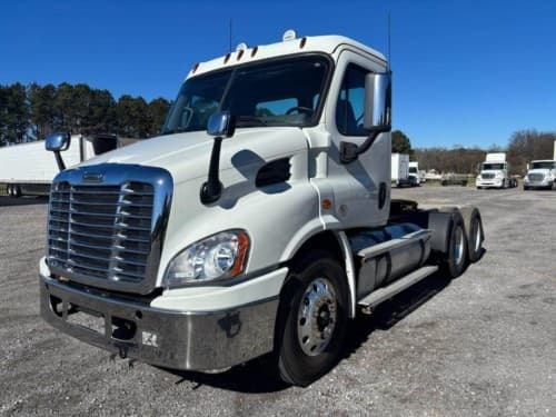 2020 Freightliner Cascadia 113
