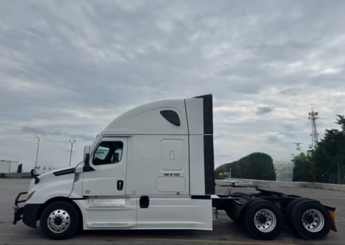 2022 Freightliner Cascadia 126 image 6