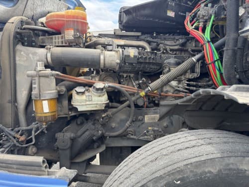 2019 Freightliner Cascadia 126 image 7