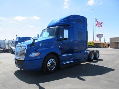 2021 International LT625
