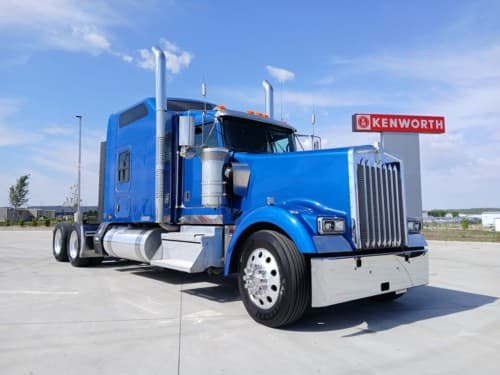 Used 2023 KENWORTH W900L