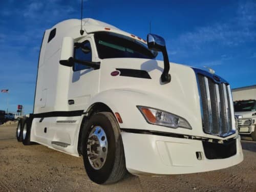 2022 Peterbilt 579