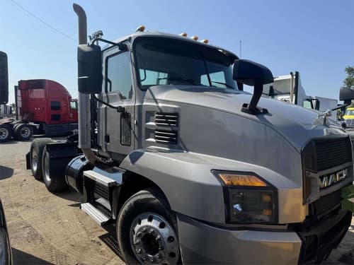 Used 2019 MACK ANTHEM Conventional - Day Cab in Covington, TN