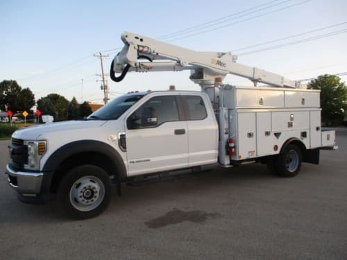 2018 Ford F550 SUPER CAB BUCKET TRUCK 4X4