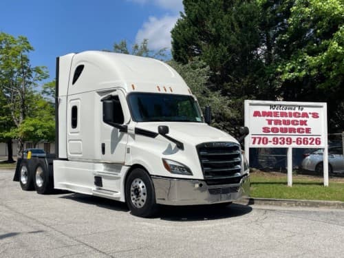 2020 Freightliner Cascadia 126