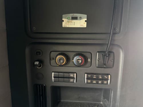 2019 Freightliner Cascadia 126 image 18